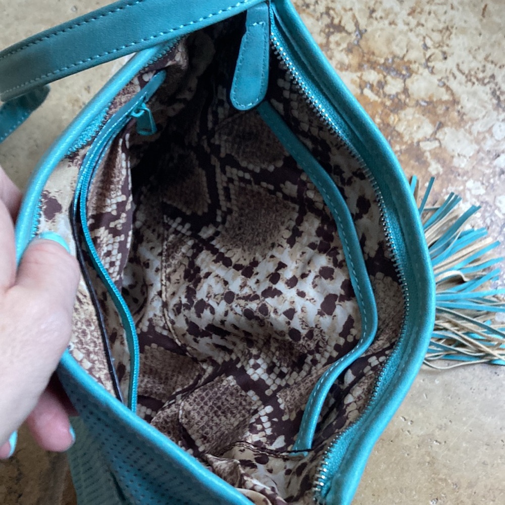 Nicole Miller New York teal purse handbag new fringe - Picture 10 of 16